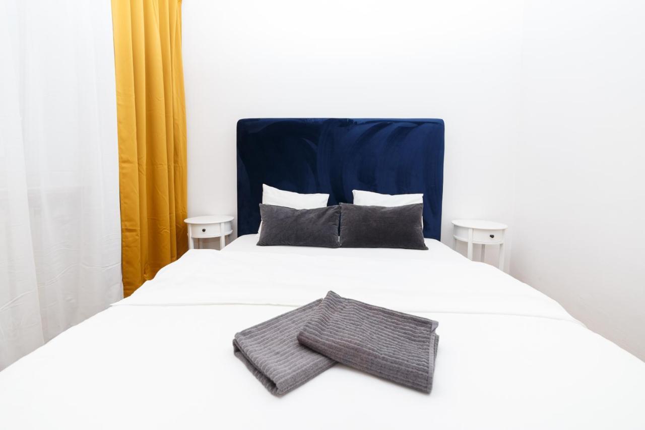 Color Ap Calea Victoriei 12C Apartment Bukares Bagian luar foto