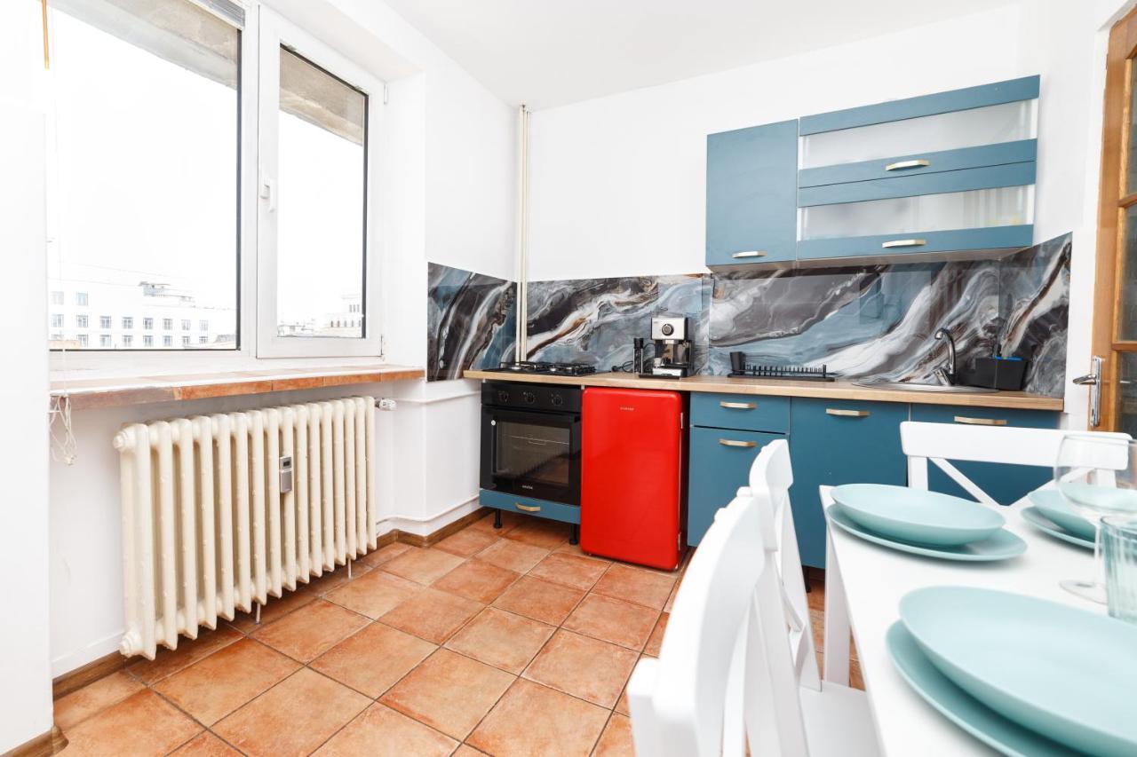 Color Ap Calea Victoriei 12C Apartment Bukares Bagian luar foto