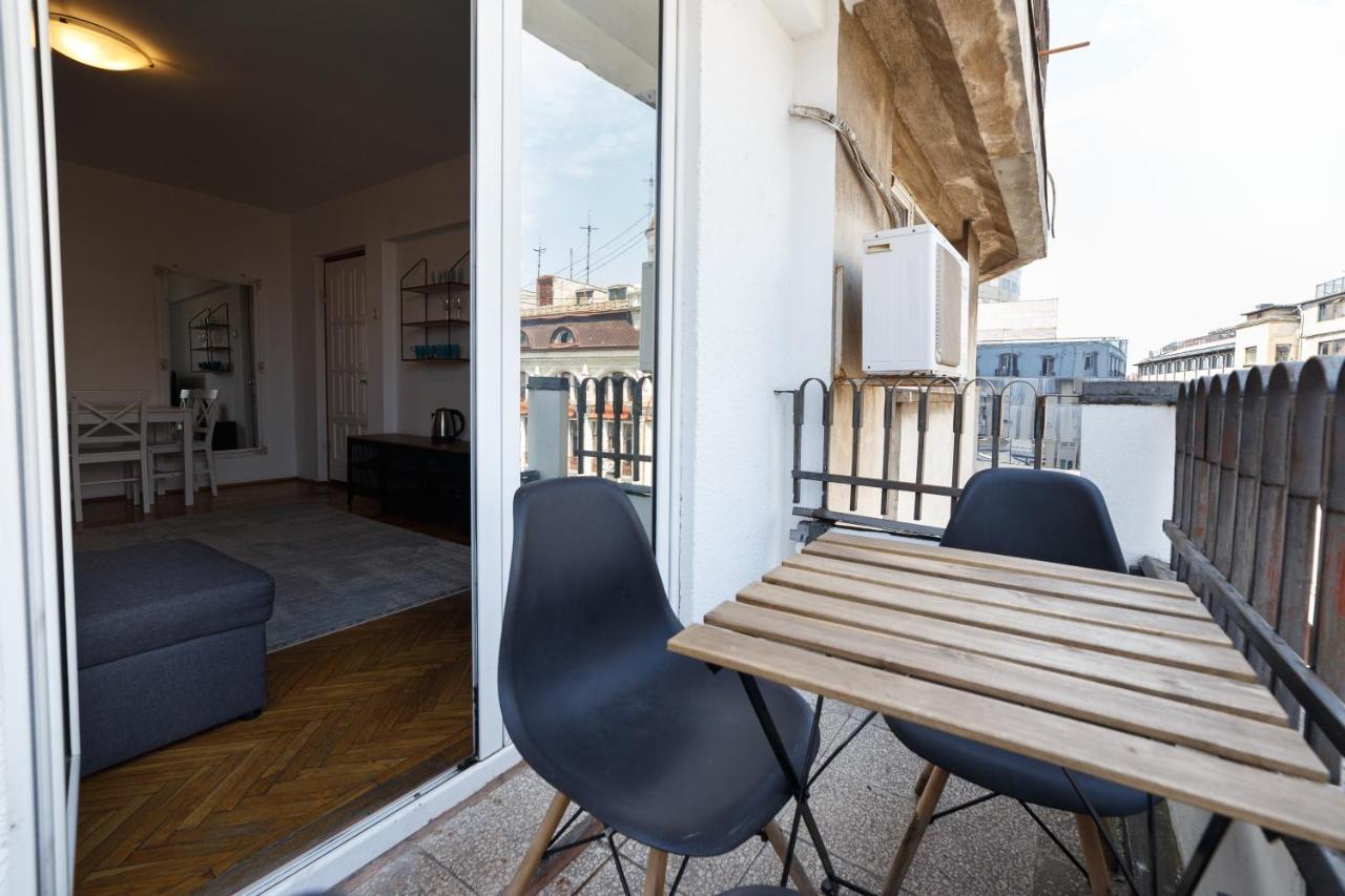 Color Ap Calea Victoriei 12C Apartment Bukares Bagian luar foto